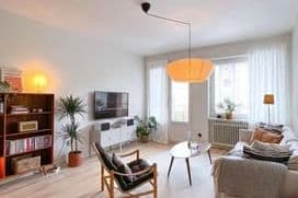 Ljus 2:a med balkong på Gräshagen