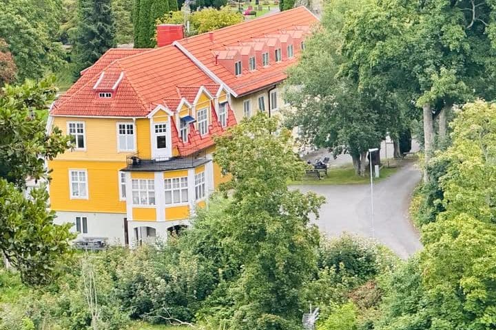 Nyrenoverad 3 rok med vattenutsikt