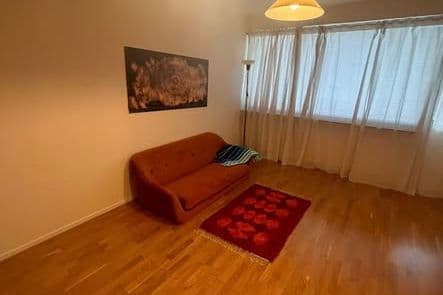 Rum uthyres i Norrahammar – 3 000 kr