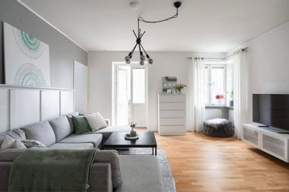 Charmig 1,5:a med uteplats nära Högskolan